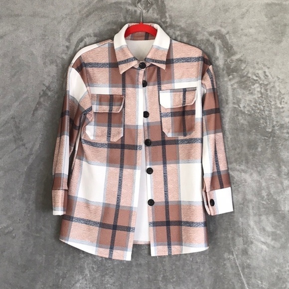unbranded Jackets & Blazers - Women's Plaid Shacket Shirt Jacket Tan Cream Button Front Overshirt Lightweight